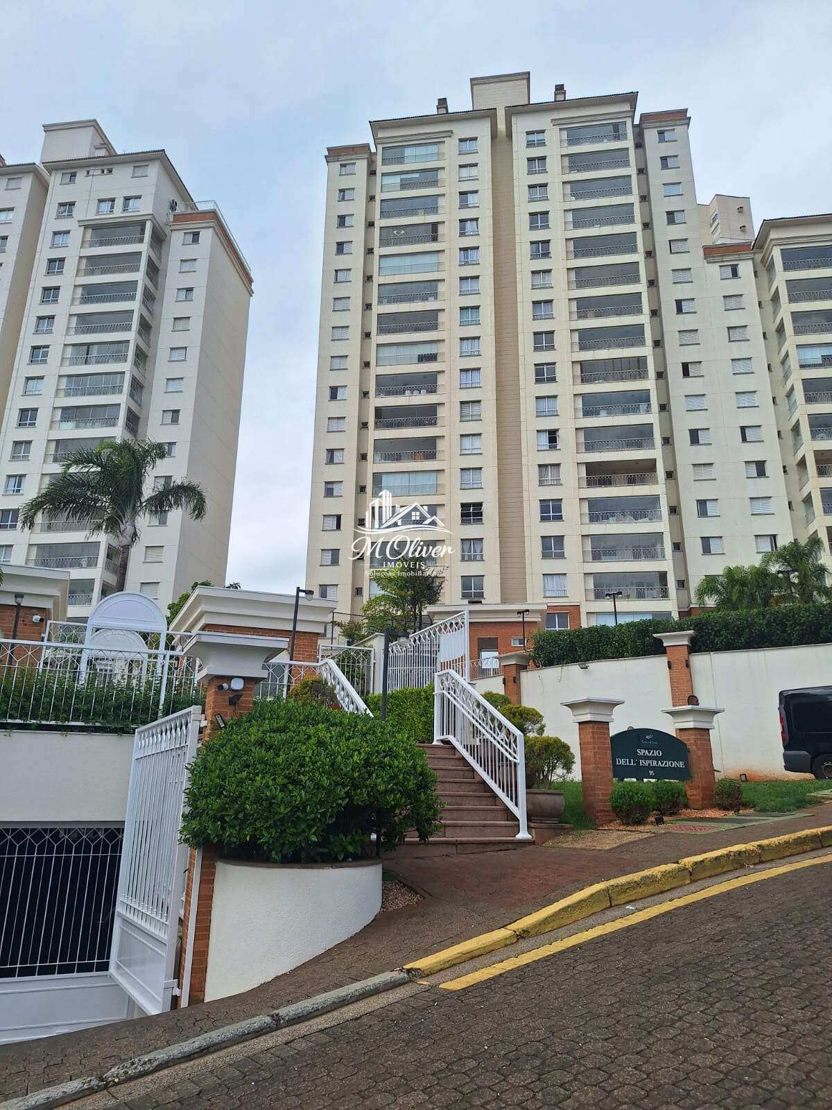 Apartamento à venda, no  Mansões Santo Antonio em Campinas, Loteamento Residencial Vila Bella, com 4 quartos, 3 suítes, 134m² - M Oliver Imóveis
